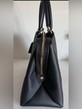 Black Pebbled Leather Structured Tote | Crossbody Strap